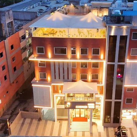 ג'אבלפור Hotel Kadamb Tree מראה חיצוני תמונה