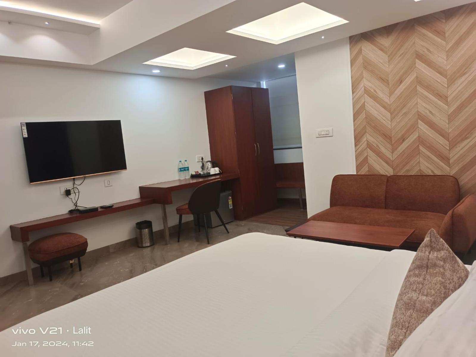 ג'אבלפור Hotel Kadamb Tree מראה חיצוני תמונה