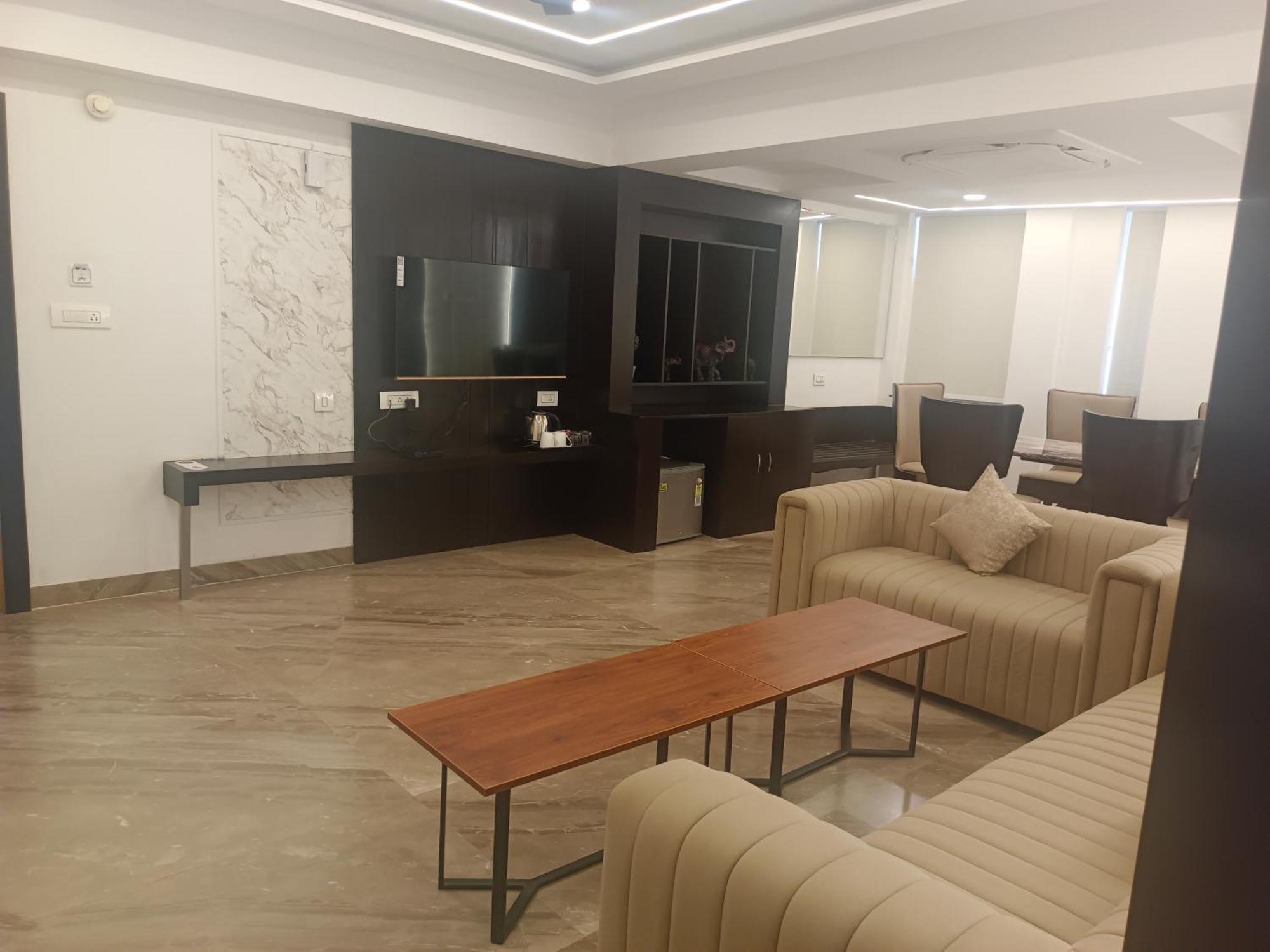 ג'אבלפור Hotel Kadamb Tree מראה חיצוני תמונה