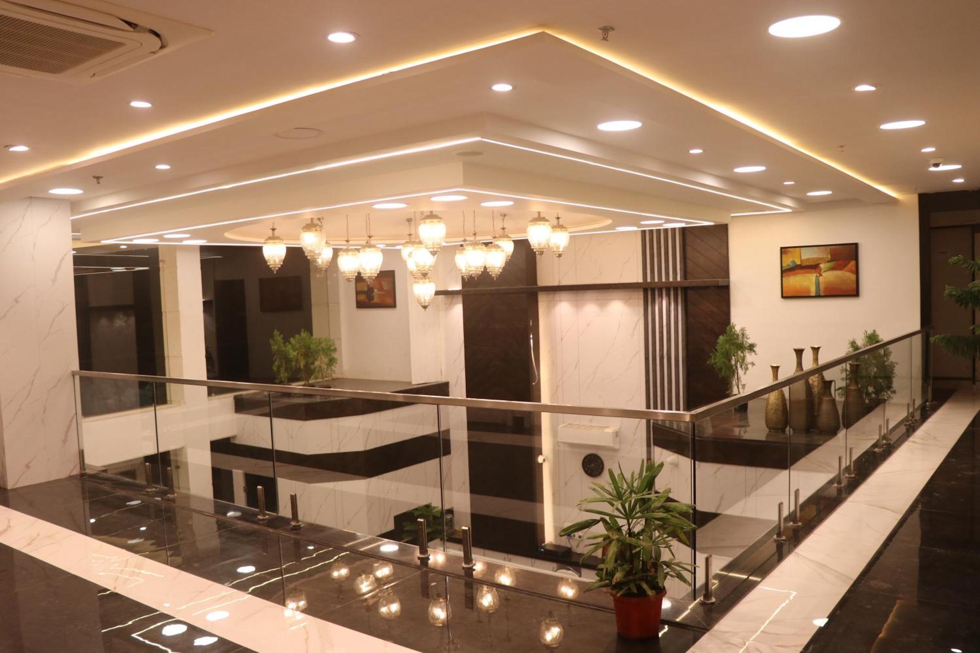 ג'אבלפור Hotel Kadamb Tree מראה חיצוני תמונה