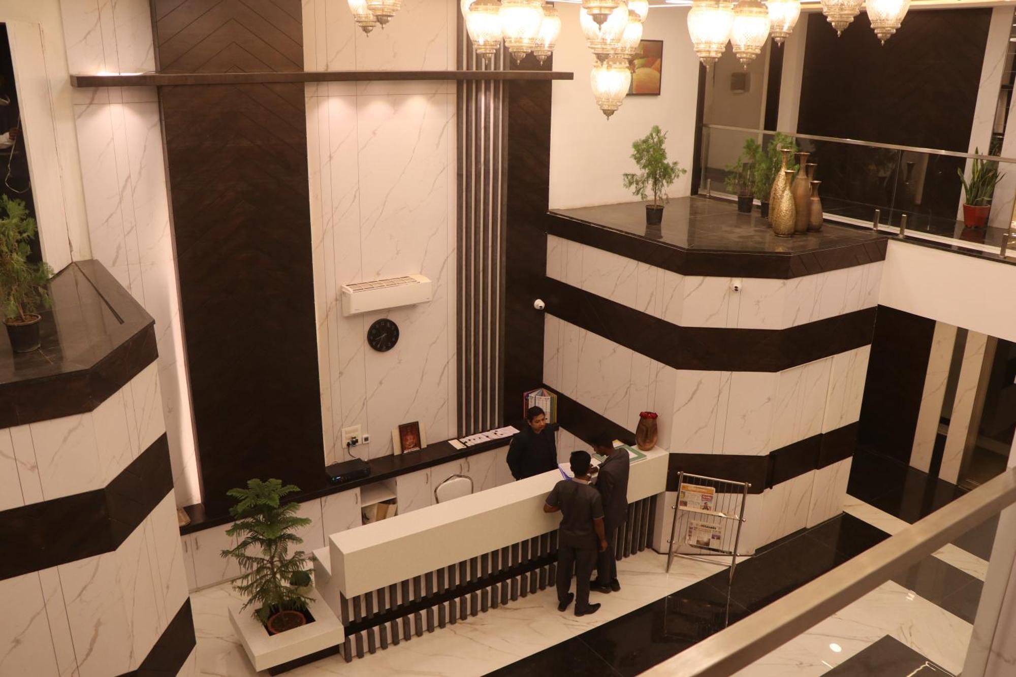 ג'אבלפור Hotel Kadamb Tree מראה חיצוני תמונה