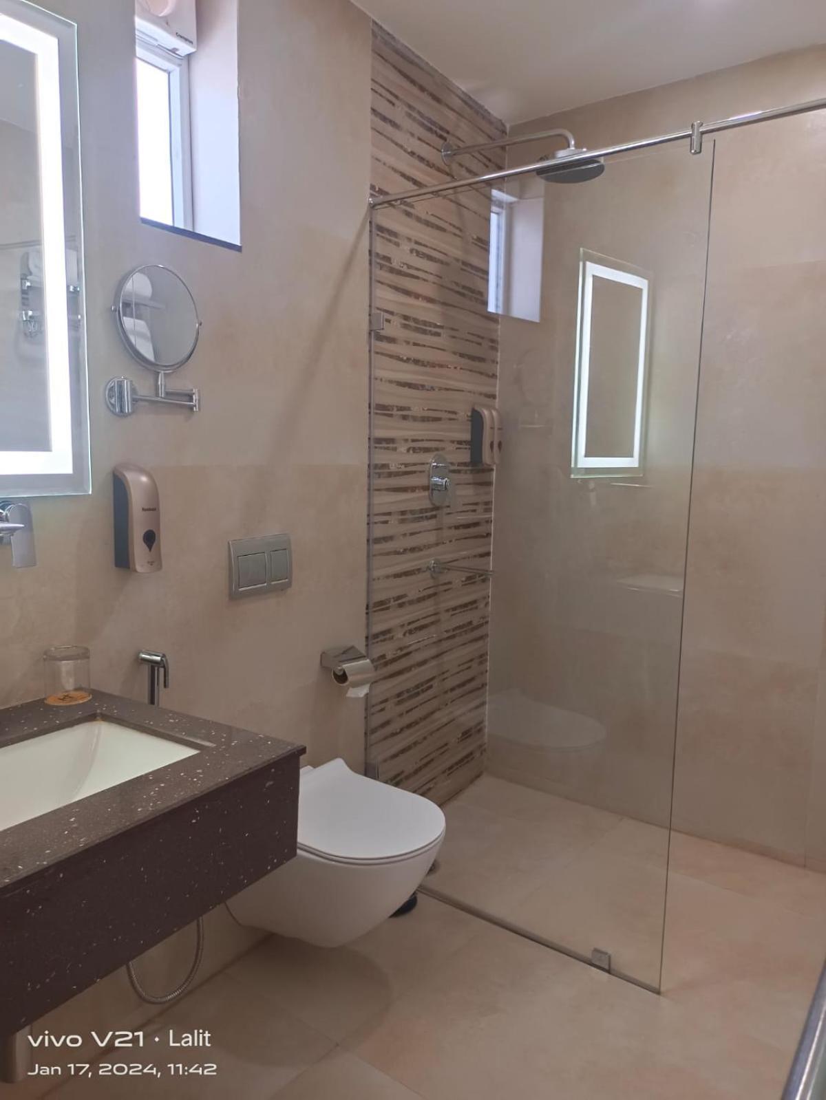 ג'אבלפור Hotel Kadamb Tree מראה חיצוני תמונה